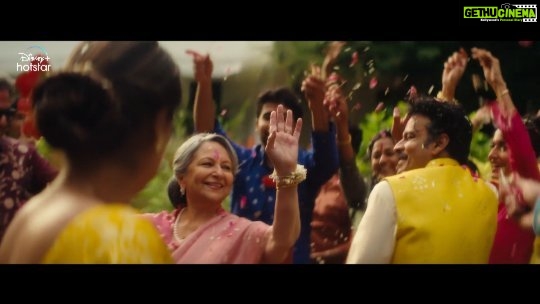 Soha Ali Khan Instagram - Change is never easy, but the one thing that keeps us rooted is family. And this family has our whole ❤️ #GulmoharOnHotstar streaming from 3rd March @disneyplushotstar #SharmilaTagore @bajpayee.manoj @rahulchittella
