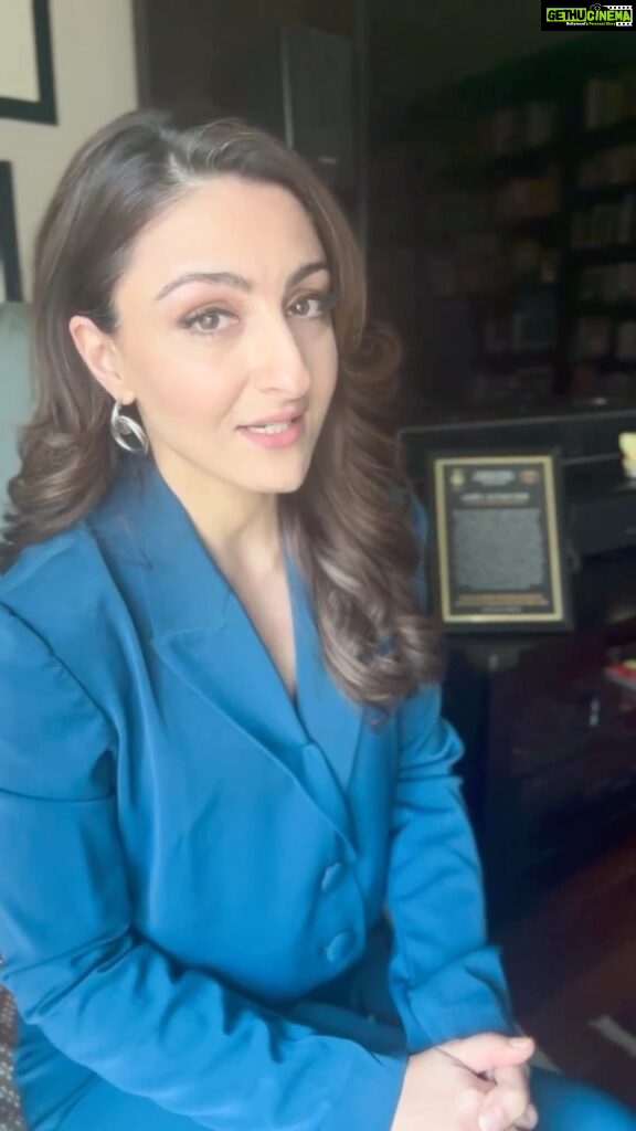 Soha Ali Khan Instagram - I wanted to share my Thermage®️ experience with you guys. It's non-invasive and effective and the place to get it done is @skinlabindia !! My threshold for pain is sub zero so I was anxious but it was not bad at all!! I m glad I finally went - thank you Dr Pai and Zainab for the encouragement ❤️