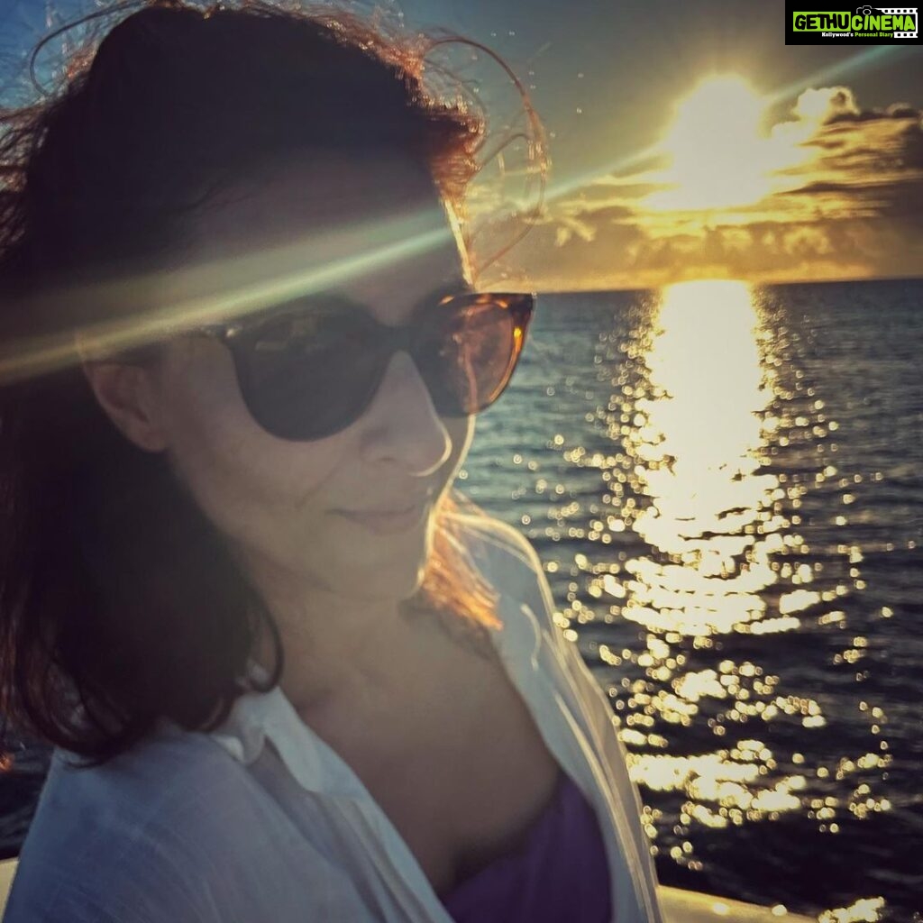 Soha Ali Khan Instagram - The sky broke like an egg into full sunset, and the water caught fire - Pamela Hansford Johnson. #sunset