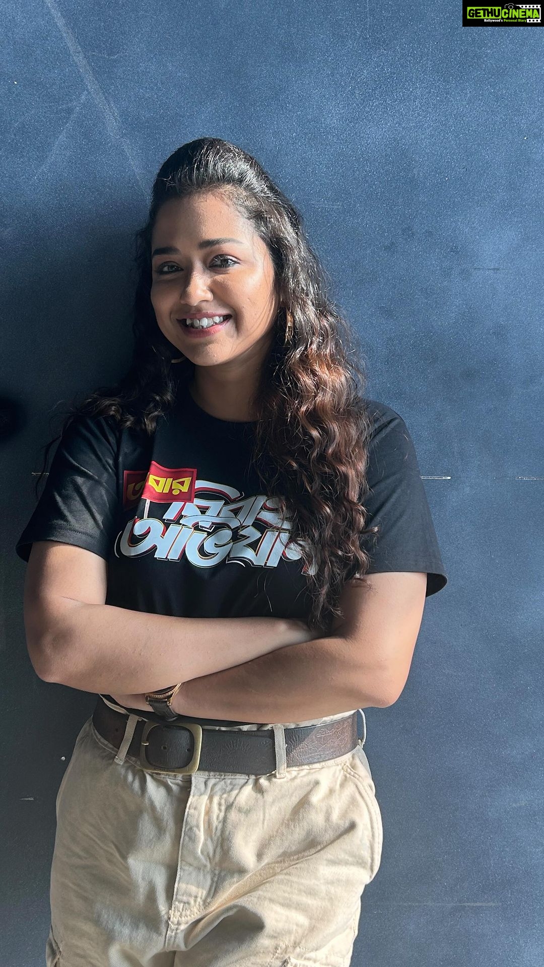 Sohini Sarkar Instagram - To all the people of Haldia, much love to you! Abar Bibaho Obhijan is releasing 25th May at your nearest theatre! Do watch! ♥️💙 . . #abarbibahoobhijaan #releasing25thmay #Thankyou #dowatch