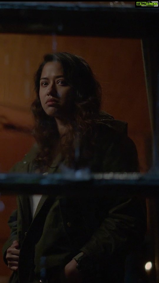 Sohini Sarkar Instagram - আমাদের নতুন গোয়েন্দা, দামিনীর সঙ্গে আলাপ করে নিন! #HomestayMurders directed by @sayantan.rolls now streaming, only on #hoichoi. Subscribe to watch now! @sohinisarkar01 @i_sauravdas @arjunchakrabarty @parnomittra @debchandrima_official @sabuj_b_positive @iamaparajita @judhajitsarkarofficial @padmanabhadasgupta #FollowFocusFilms