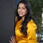 Sohini Sarkar Instagram – 🌻🌻🌻
.
.
📸 @sahil_paswan_2646_ 
.
.
#yellow #love #bright #glow #shine #mood #weekday #shoot #photoshoot #expressyourself