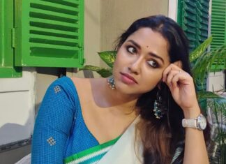 Sohini Sarkar Instagram - ছবি তুলে দিলেন এবং খাওয়ালেন.... বন্ধুরা কেমন মায়ের মত হয় @bidisha_chattopadhyay @somdatta.mukherjee87