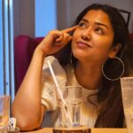 Sohini Sarkar Instagram - শনিবাসরীয় ছবি 🤍 . . #weekend #coffee #cafehopping #mood #saturday #love Kolkata