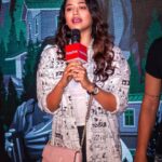 Sohini Sarkar Instagram – #homestaymurders  #pressmeet 
Hair @supriyamondal1711 
Makeup @sanusinghroy