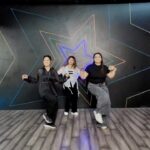 Somi Khan Instagram - Malang Sajna 🤍🖤 @somikhan_ks @sabakhan_ks 🎥 - @saifcreations x @versatile.saif x @jzee.photo_films 💃 @saifcreations_dancecompany 📍 @s3.mumbai
