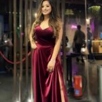 Somi Khan Instagram - 🌶️✨ . . . Outfit @veronica_raichand Mua @chetnashahmakeover ❣️