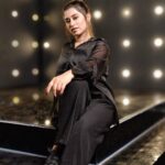 Somi Khan Instagram - Blessed beyond measure 🖤✨ . . Outfit @fashionstruc ————————————————- #sunday #vibing #positivity #selfobsessed #selflove #instagood #somi #somikhan