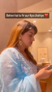 Somi Khan Instagram - MashaAllah ❤️ tu hai to fir aur Kya chahiye sisters @somikhan_ks 
.
#tuhaitohmujhephiraurkyachaiye❤️ 
.
#sabakhan ##somikhan  #khansisters #tuhaitohmujhephiraurkyachaiye❤️#saraalikhan #vickykaushal