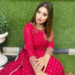 Somi Khan Instagram - Eid Mubarak 🌙 . . . #eidmubarak #eid2023 #blessed Home Sweet Home