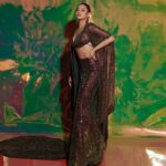 Sonakshi Sinha Instagram - #DancingQueen by @itrhofficial 👸 So happy to be a part of @mohitrai and @itrh_ridhibansal’s dream! Getting me into character: @savleenmanchanda on makeup @marcepedrozo on hair @shubhi.kumar on outfit And @vaishnavpraveen of @thehouseofpixels who i hereby declare shoots me the best ❤️