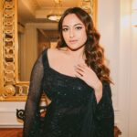 Sonakshi Sinha Instagram - @berlinale portraits by @stefschmidrincon! My team: @mohitrai @tarangagarwalofficial on styling and the very talented @meeramua on Hair and makeup ❤️ Berlinale - Berlin International Film Festival