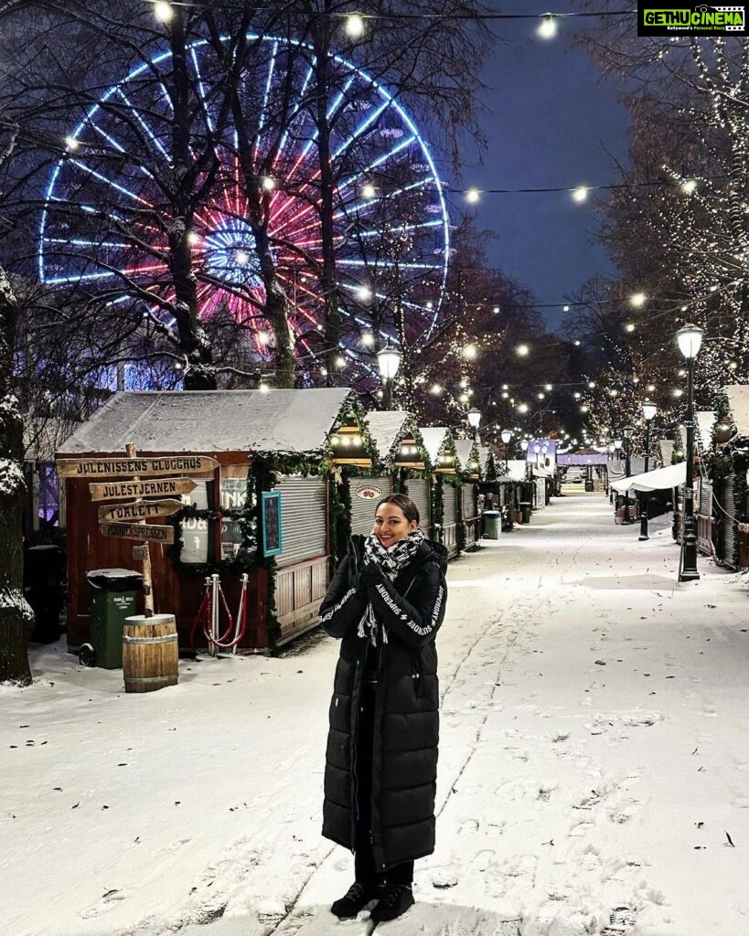 Sonakshi Sinha Instagram - The first time i saw snow it was 8 am in Oslo! #takemeback Oslo, Norway