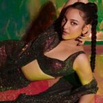Sonakshi Sinha Instagram - #DancingQueen by @itrhofficial 👸 So happy to be a part of @mohitrai and @itrh_ridhibansal’s dream! Getting me into character: @savleenmanchanda on makeup @marcepedrozo on hair @shubhi.kumar on outfit And @vaishnavpraveen of @thehouseofpixels who i hereby declare shoots me the best ❤️