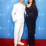 Sonakshi Sinha Instagram – First international red carpet?!? OF COURSE it had to be a saree!!!

#represent Berlinale – Berlin International Film Festival