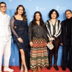 Sonakshi Sinha Instagram – First international red carpet?!? OF COURSE it had to be a saree!!!

#represent Berlinale – Berlin International Film Festival