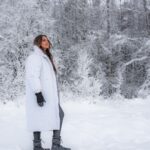 Sonakshi Sinha Instagram - Winter wonderland? Nope… its @apukkaresort! Coziest cabin, lots of snow, reindeer love, furry horses, tents that keep you warm and the best coffee… cant wait to be back!!! @ourfinland @visitrovaniemi #VisitFinland 📸: @roliveira33 Apukka Resort Rovaniemi