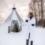 Sonakshi Sinha Instagram - Winter wonderland? Nope… its @apukkaresort! Coziest cabin, lots of snow, reindeer love, furry horses, tents that keep you warm and the best coffee… cant wait to be back!!! @ourfinland @visitrovaniemi #VisitFinland 📸: @roliveira33 Apukka Resort Rovaniemi
