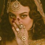 Sonakshi Sinha Instagram - Eid Mubarakkkk 🌙 to all who are celebrating! Wishing everyone lots of love and light ⭐️