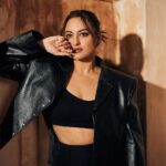 Sonakshi Sinha Instagram - They say pictures can speak… but this one ROARS 🦁 #DahaadOnPrime watch now on @primevideoin 💙