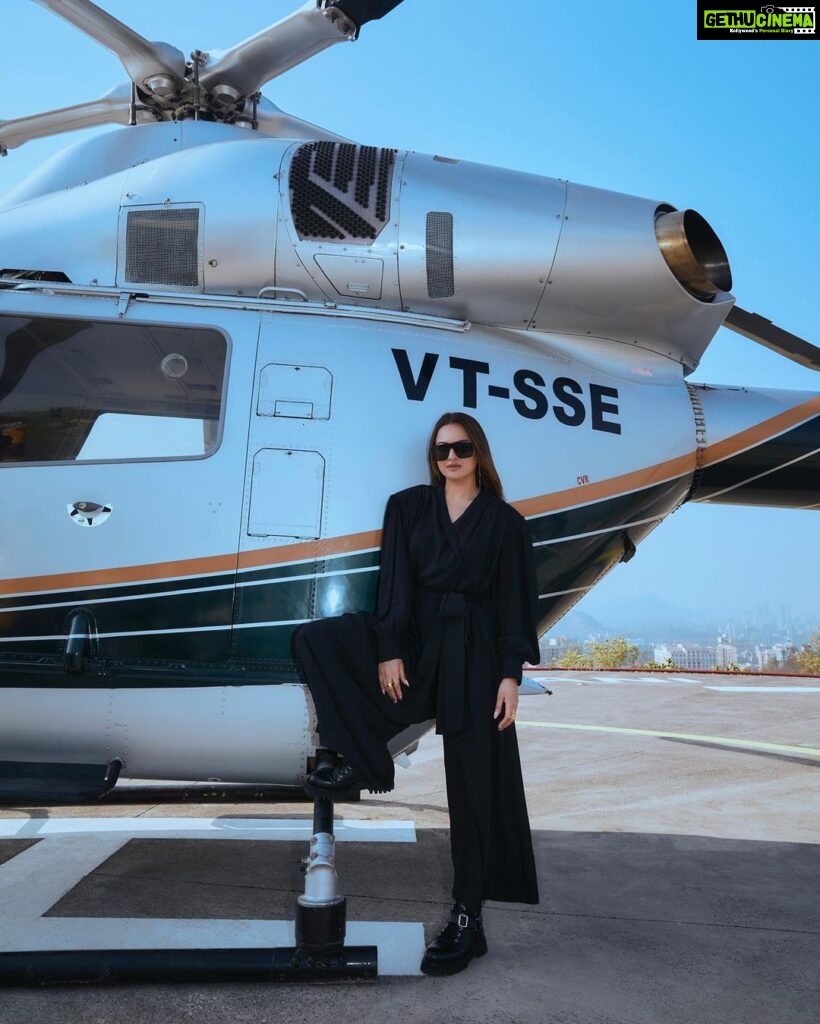Sonakshi Sinha Instagram - Stylist: what new prop can we use for pictures today? Me: helicopter chalega? 😂😂 #Dahaadonprime