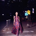 Sonal Chauhan Instagram - 𝓓𝓻𝓲𝓹𝓹𝓲𝓷' 👸 . . . . . . . . . . . . . . . . . . . . . . Outfit @manishmalhotra05 Hair @arifayadav_makeyougorgeous 📸 @dieppj #sonalchauhan #energy #queen #runway #drip
