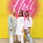 Sonal Chauhan Instagram - Happy Holi 🎨🎨🎨🎨 This was BEFORE the madness ….. 🎨🎨🎨🎨 Do you want to see the AFTER ??? . . . . . . . . . . . . . . #love #sonalchauhan #holi #festival