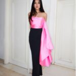 Sonal Chauhan Instagram - They say good things come to those who wait, so imma be at least an hour late.... 👛🎀 . . . . . . . . . . . . . . . . . . . . . . . . . . . . . . . . . Styled by @leepakshiellawadi Dress by @solacelondon 📸 @vijitgupta #sonalchauhan #love # #2023 #trending #5 #champagne #saturday #evening #gold