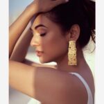 Sonal Chauhan Instagram - Waiting for Sunday like …. 🙆🏻‍♀️🦾🌹 . . . . . . . . . . . . . . . . . . . . . . . . . 📸 @dieppj #love #sonalchauhan #sun #kissed #goldenhour #gold