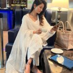 Sonal Chauhan Instagram - 🤍 . . . . . . . . . . #sonalchauhan #love #peace #morning