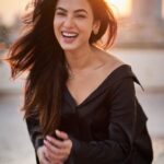 Sonal Chauhan Instagram – Letting the sun chase me into 2023……. 🌅 
.
.
.
.
.
.
.
.
.
.
.
.
.
.
.
.
.
.
.
📸 @dieppj 
#bye2022 #byebye #sunset #newbeginnings #love #blessings #miracle #magic #hello #2023 #newyear