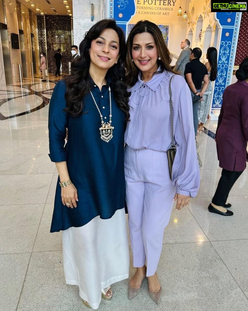 Sonali Bendre Instagram - The newly launched @nmacc.india is an absolute delight… something that truly needs to be experienced. Witnessing India's rich cultural legacy unfold through a wonderful display of music, theatre, fine arts, & crafts was truly magical! 🙌🏼❤️ Congratulations to #NitaAmbani and the Ambani family on giving Mumbai and India a much needs space for the arts to be explored in all its forms. The vision was audacious but it has been made a reality and as a keen follower of the arts, I couldn’t be happier.💕 Thank you @_iiishmagish for the invite! 🤗 #Gaurav #RashmiThakrey #MonaMehta