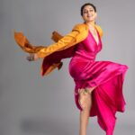 Sonali Bendre Instagram - Behind the lens on Monday, in the spotlight on Wednesday, and on your television screens on Saturday and Sunday…😋🩷 #IndiasBestDancer