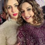 Sonali Bendre Instagram – ‘Mera Noor Hai Mashoor’ 

Congratulations and all the very best @abujanisandeepkhosla 

Thank you for having us last night and for such a magical evening 🥰

#AboutLastNight