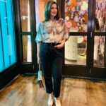 Sonali Bendre Instagram – Thank you for having me #MomsTalk @mybabychakra @themomsco! It was a pleasure to be a part of such a great panel ❤️⭐️