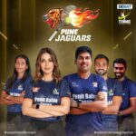Sonali Bendre Instagram – The Pune Jaguars are ready to set the stage on fire 🔥🐆

@punejaguars
@rutujabhoosale
@arjunkadhe
@tennispremierleague
@iamsonalibendre

#aajamaidanmein
#punejaguars
#sonalibendre #rutujabhosale #tennispremierleague #tpl2022