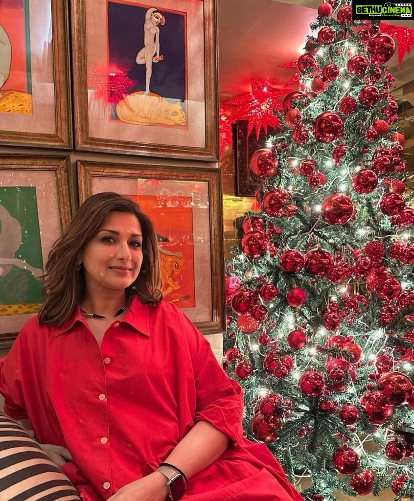 Sonali Bendre Instagram - Merry Christmas 🎄❤️
