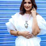 Sonali Bendre Instagram - 🤍🕊️