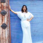 Sonali Bendre Instagram - 🤍🕊️