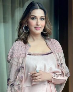 Sonali Bendre Instagram - 🌷💗🌸