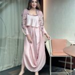 Sonali Bendre Instagram - 🌷💗🌸