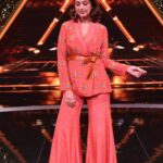 Sonali Bendre Instagram - Throwback to the first day on sets of #IBD 🧡💗