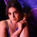 Sonali Kulkarni Instagram - 💜 She is ready to arrive !!! Make way for Avantika Shroff 💥💥💥 #crackdown2 Crackdown promotions look - Styled by - @prachethestylist Assisted by - @styledby_bhakti @stylistmanasi Saree - @shantibanaras Managed by - @elevate_promotions Jewlery - @minerali_store Hair - @bhaktiborade_hairstylist Makeup - @vrushti_harkare Photos by - @shrutisbagwe