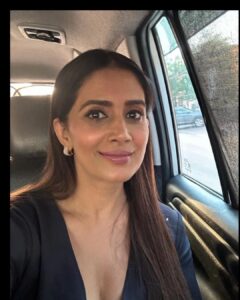 Sonali Kulkarni Instagram - May month  photo dump ❤️❤️❤️

#travel#work#may2023#photodump