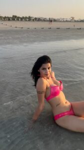 Sonali Raut Instagram - Mermaid !!!🧜‍♀️ 

Bikini @kavita_sonchatra

#love #beach #sun #sunkissed #sonaliraut