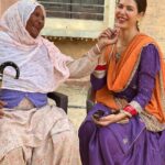 Sonam Bajwa Instagram - Met her on the sets of #goddaygoddaychaa She reminded me of my Bibi ❤️ in fact she resembled her so much 🥺 My Bibi if she was with us today would have loved watching this film for sure. Godday Godday Cha releasing worldwide on 26th May 2023