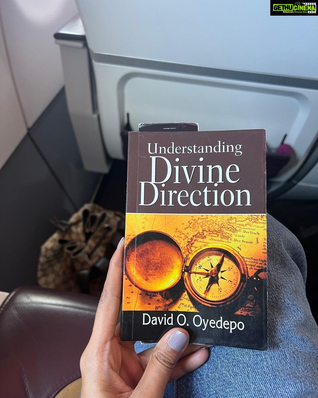 Sonam Bajwa Instagram - What’s your fav book that you read so far???