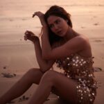 Sonam Bajwa Instagram - This evening was surreal ✨ so beautifully captured by @aviraj and Believe it or not these pictures are absolutely raw , untouched and unedited. This entire shoot we decided to stick to this approach and I am so glad we chose that 🤍