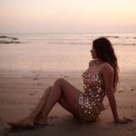 Sonam Bajwa Instagram - This evening was surreal ✨ so beautifully captured by @aviraj and Believe it or not these pictures are absolutely raw , untouched and unedited. This entire shoot we decided to stick to this approach and I am so glad we chose that 🤍