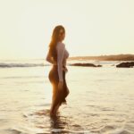 Sonam Bajwa Instagram - Sunsets…. Back with @aviraj 📸